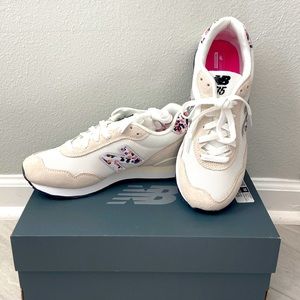 Brand NEW | New Balance | 8.5 👟